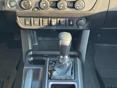 2020 Toyota Tacoma 4WD TRD Sport Double Cab Bed V6 AT (Natl)