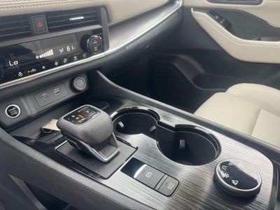 2023 Nissan Rogue AWD SV