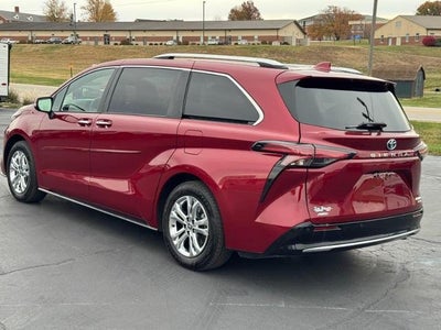 2022 Toyota Sienna Platinum AWD 7-Passenger (Natl)