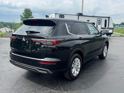 2025 Mitsubishi Outlander ES S-AWC