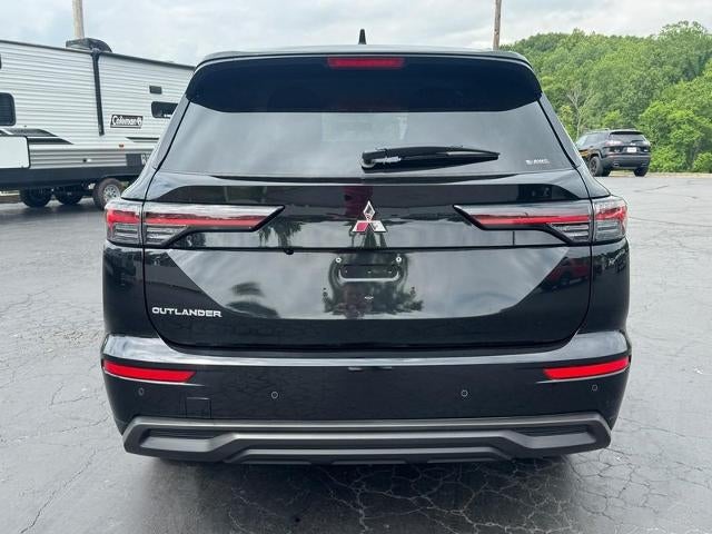 2025 Mitsubishi Outlander ES S-AWC