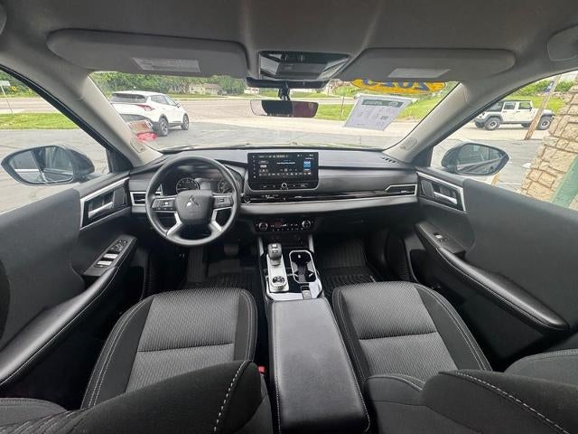 2025 Mitsubishi Outlander ES S-AWC