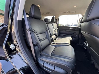 2025 Nissan Armada SV