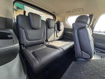 2025 Nissan Armada SV