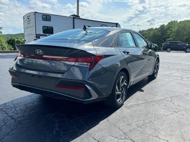 2025 Hyundai ELANTRA SEL Sport IVT