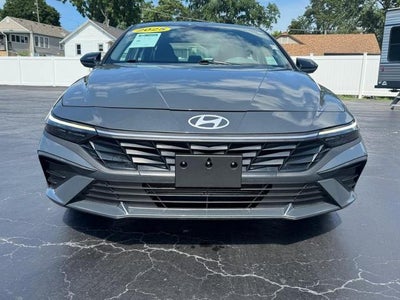 2025 Hyundai ELANTRA SEL Sport IVT