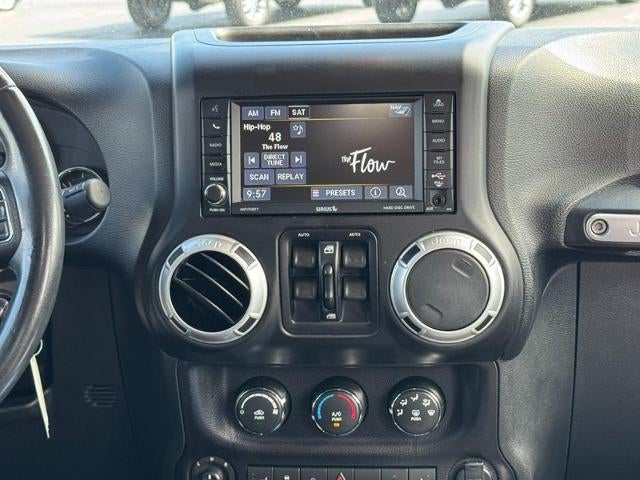 2015 Jeep Wrangler Unlimited 4WD 4dr Sahara
