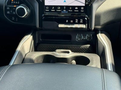 2023 RAM 1500 Big Horn 4x4 Crew Cab Box