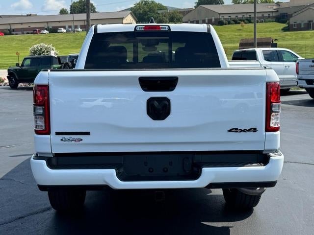2023 RAM 1500 Big Horn 4x4 Crew Cab Box