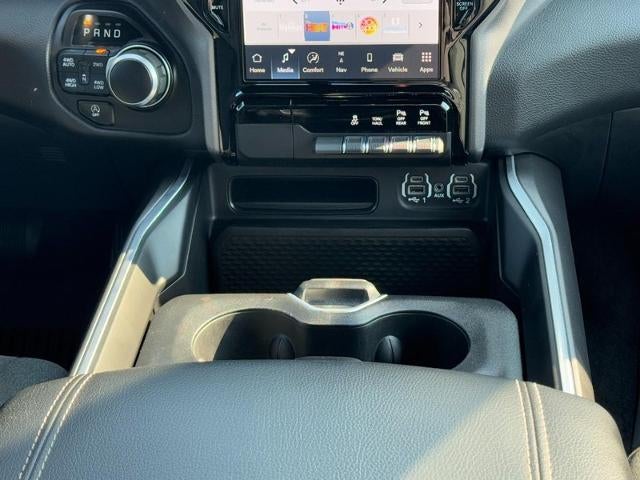 2023 RAM 1500 Big Horn 4x4 Crew Cab Box