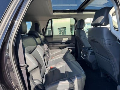 2025 Ford Expedition Max Active 4x4