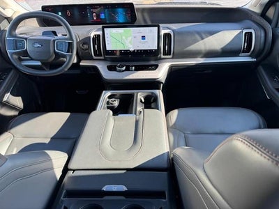 2025 Ford Expedition Max Active 4x4