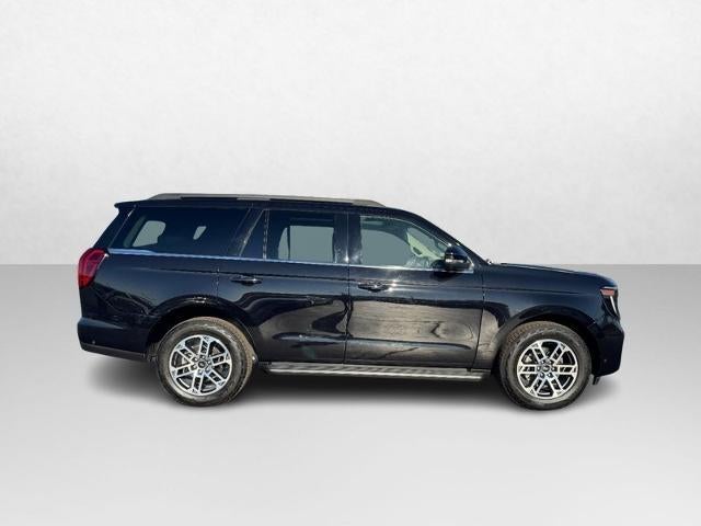 2025 Ford Expedition Active 4x4