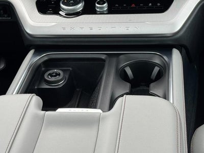 2025 Ford Expedition Active 4x4