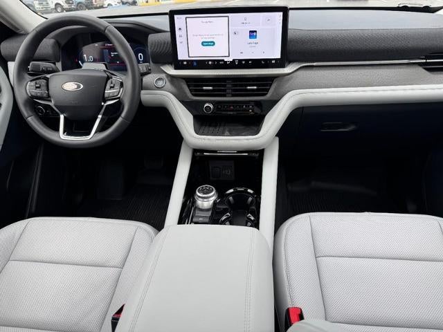 2025 Ford Explorer Platinum 4WD
