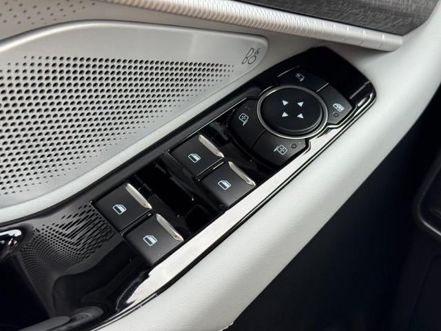 2025 Ford Explorer Platinum 4WD