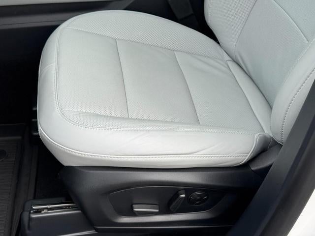 2025 Ford Explorer Platinum 4WD
