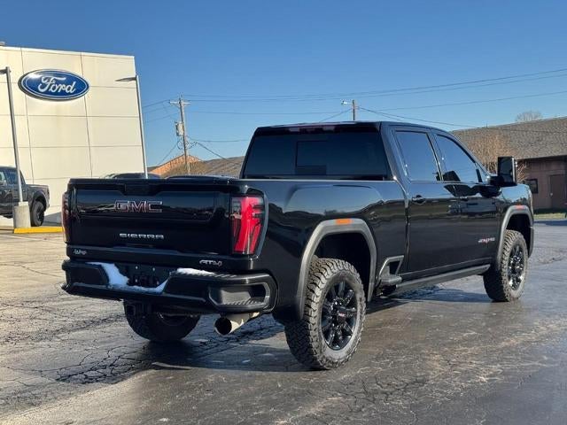 2025 GMC Sierra 2500 HD 4WD Crew Cab AT4