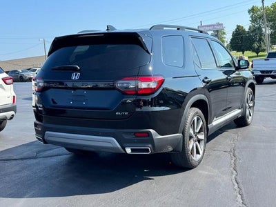 2023 Honda Pilot Elite AWD